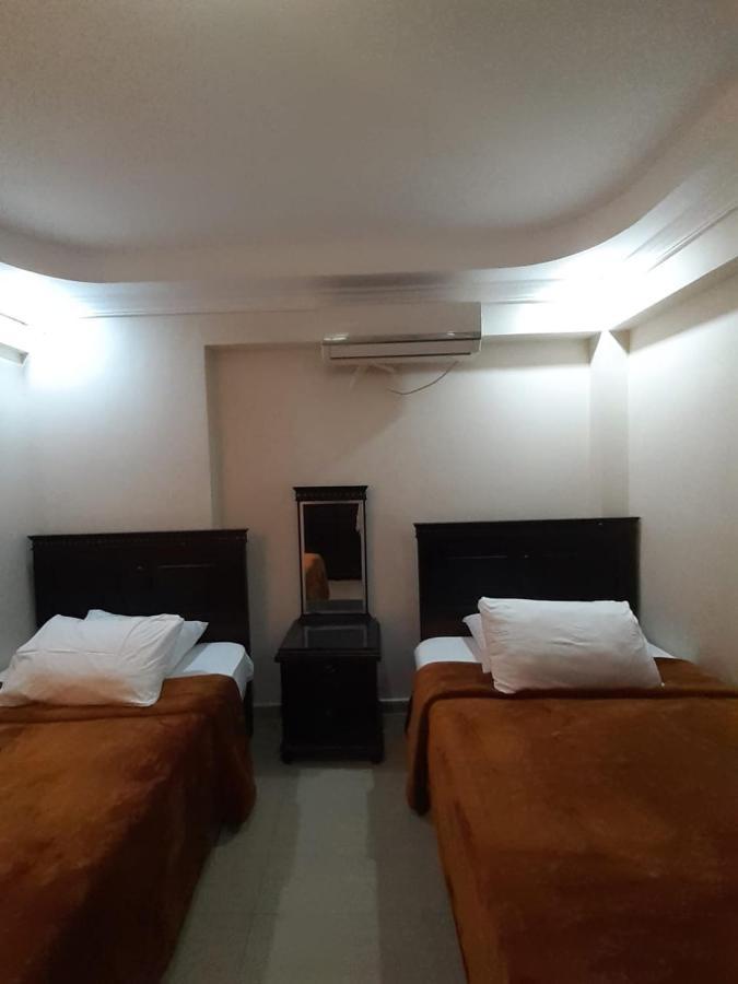 Saraya Eltram-families Only Apartament