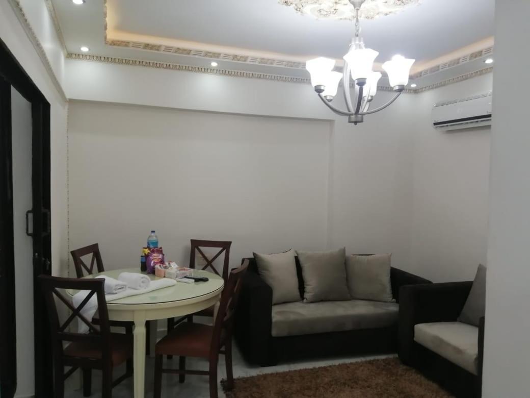 Saraya Eltram-families Only Alexandria
